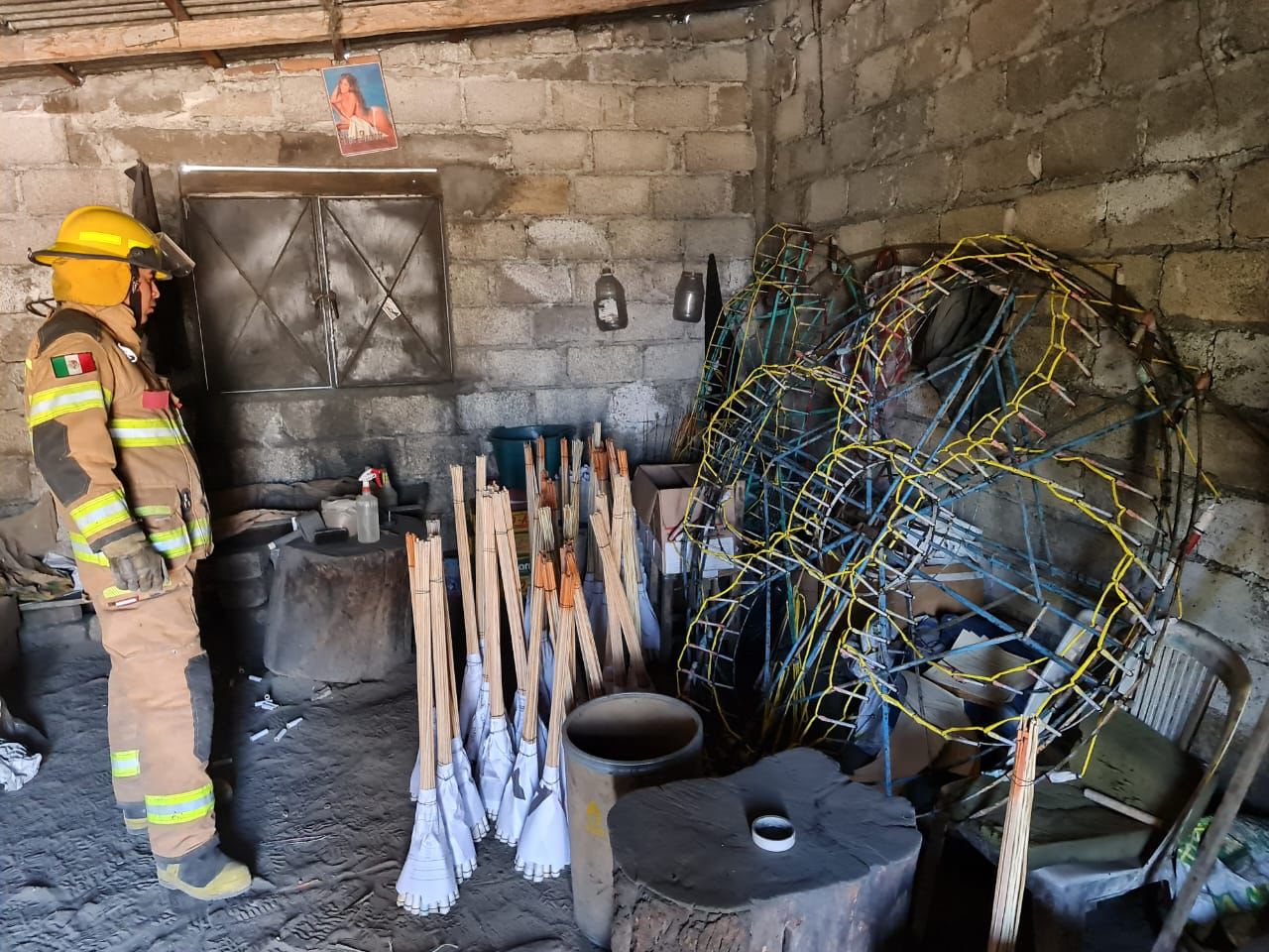 Por almacenamiento ilícito de pirotecnia la PFM cumplimenta cateo en Ixtacuixtla